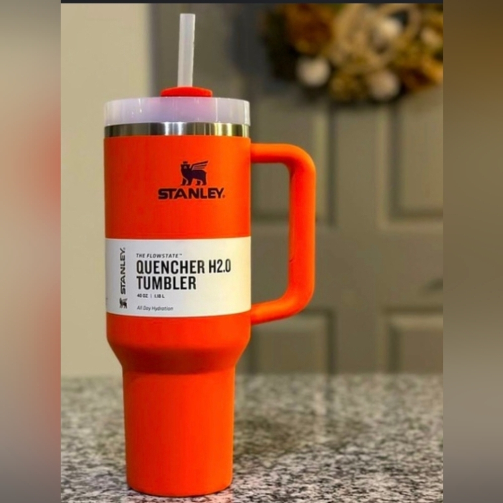 Stanley Orange Quencher H2.0 Tumbler